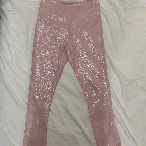 Zyia light pink metallic leopard print leggings size 6/8. - Picture 1 of 3